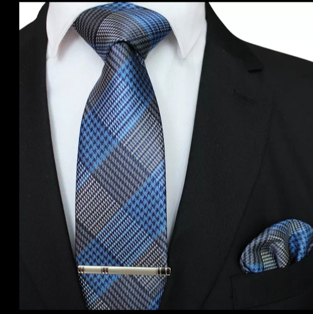 Men's Silk Tie With Handkerchief & Tie Bar